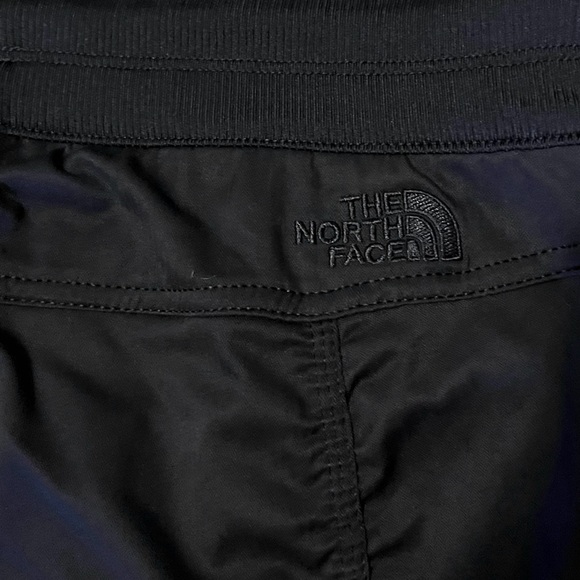 North Face Aphrodite 2.0 Capri - Picture 6 of 13